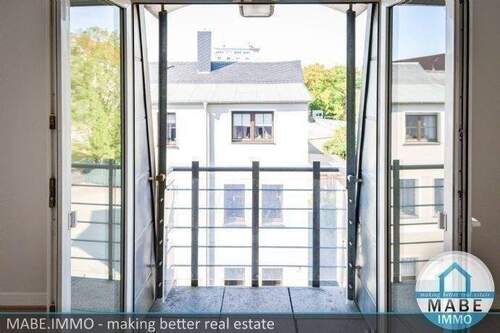 Balkon - Beispiel - Einziehen und wohlfühlen - 2-Raum-Wohnung mit Balkon und Tiefgaragenstellplatz!