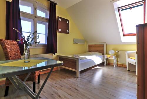 Einzelzimmer im Dachgeschoss - 