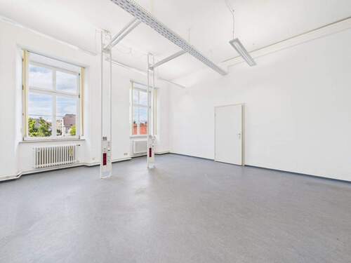 Gewerbefläche 2.OG rechts mit Blick auf den Marktplatz - 