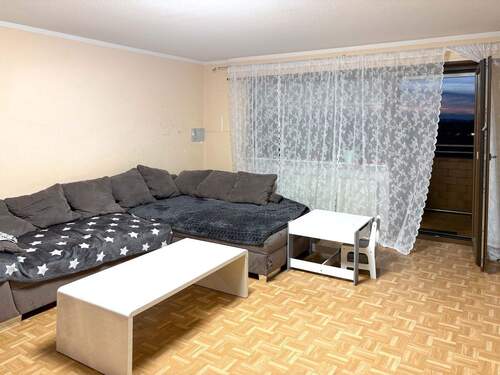 Wohnen und Balkon - 3 Zimmer Etagenwohnung zum Kaufen in Schwetzingen