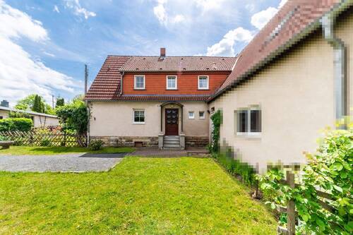 Hausansicht ohne Scheune - 5 Zimmer Einfamilienhaus zum Kaufen in Kreischa