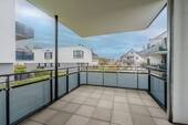 Balkon - Neuwertige, moderne 4-Zimmer-Wohnung mit Südwestbalkon