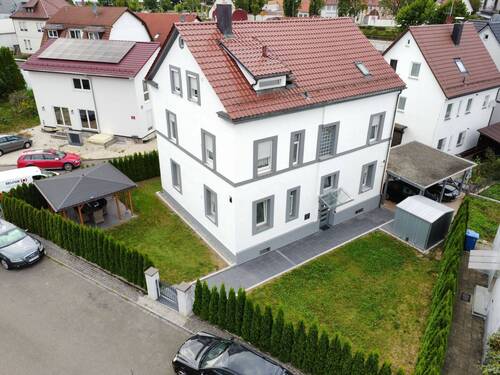 20250823_162922000_iOS.jpg - Erdgeschosswohnung: Modernisiert, hell und großzügig – Gartenidylle inklusive