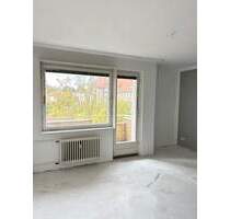 Lichtdurchflutete, bezugsfreie charmante 2-Zimmer-Wohnung mit Südbalkon in bester Lage von Steglitz! - Berlin