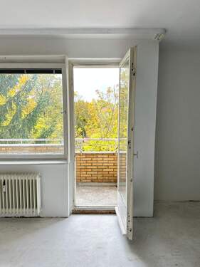 Balkon - 2 Zimmer Etagenwohnung in Berlin