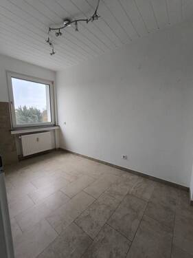 PHOTO-2024-12-01-12-04-57 (1).jpg - 4-Zimmer-Wohnung in Hamm, Lohauserholz, Neptunstraße