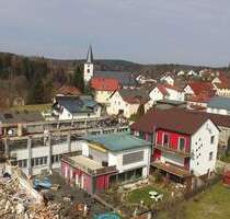 Großzügiges Wohnhaus mit Lagerhalle - Fichtelberg