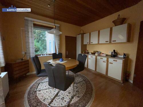 Küche - 7 Zimmer Einfamilienhaus in Laatzen