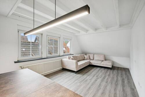 Lichtdurchfluteter Wohnbereich - 