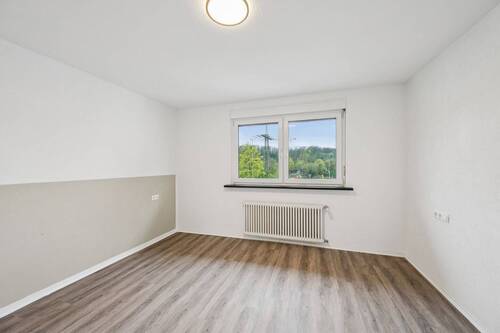 Geräumiges Schlafzimmer - 