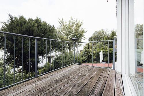 OG: Balkon an Kinderzimmer 1 - 