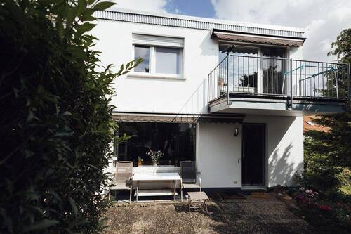 Rückseite - Südansicht - 6 Zimmer Reihenendhaus in Fulda