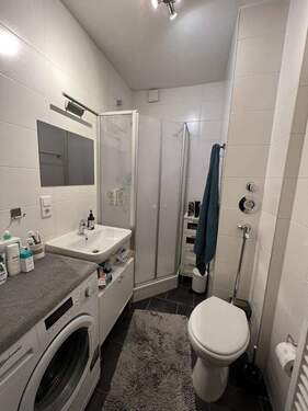 Bad - 2 Zimmer Etagenwohnung zur Miete in Nürnberg