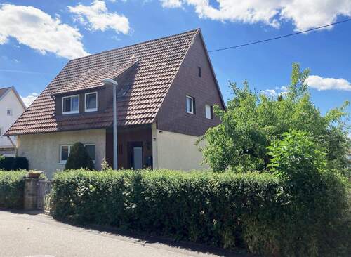 Nord_Westseite.jpg - Modernisierungsjuwel in Güglingen – Großes Grundstück, viel Platz & staatlichen Zuschüssen!