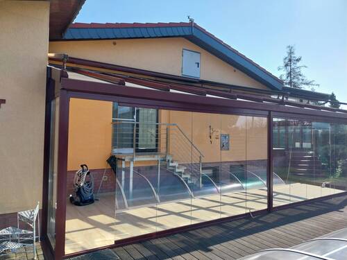 nach allen Seiten sich öffnender Wintergarten.jpg - 