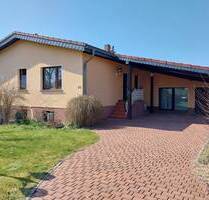 großes Wohnhaus mit Pool & Garage - Rathenow