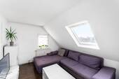 Hinterhaus - Wohnung DG Wohnzimmer - 