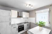 Hinterhaus - Wohnung EG Küche - 