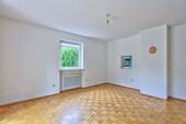 Essplatz mit Durchreiche und Kaminanschluss - Doppelhaushälfte mit 125,00 m² in Gauting zum Kaufen