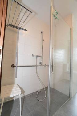 begehbare Dusche - Etagenwohnung mit 94,00 m² in Nürnberg zum Kaufen