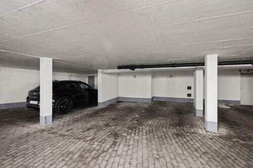 Tiefgarage - 