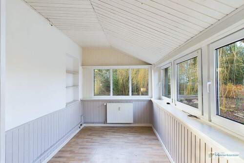 Wintergarten - 6 Zimmer Einfamilienhaus in Mirow