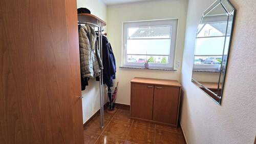 EG: Abstellraum, Gästezimmer - 