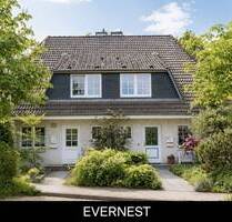Semi detached house - charming family residence with swimming pool - Potsdam Eiche