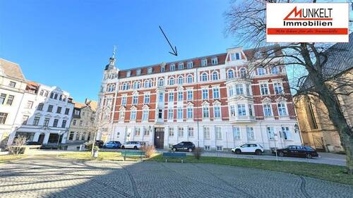 Wohnhaus - Barrierefreie Dachgeschosswohnung mit Fahrstuhl - Ideal für Senioren im Stadtzentrum