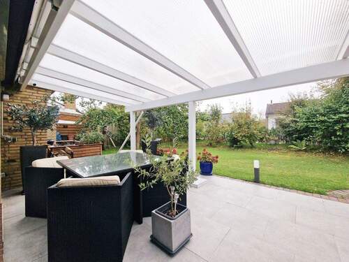 überdachte Terrasse - modernisierter Bungalow - ca. 240 m bis zur Nordsee in ruhige und guter Lage