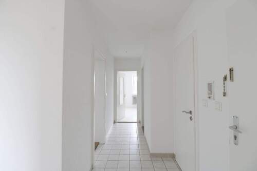 Flur Richtung Küche - 