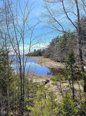 Blick zur Wasserfront rechts - 