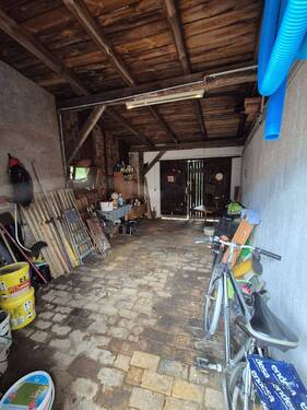Garage - 
