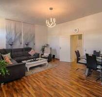 MFH mit 2 Einheiten - großem Außenbereich und Garage - Top-Potenzial in Alsdorf-Mariadorf