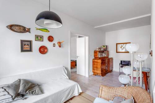 Wohnzimmer - 2 Zimmer Etagenwohnung in Berlin