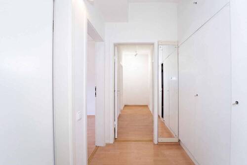 Flur / Altbau - 
