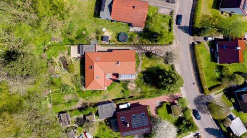 Drohnensicht - 6 Zimmer Mehrfamilienhaus, Wohnhaus in Lübeck