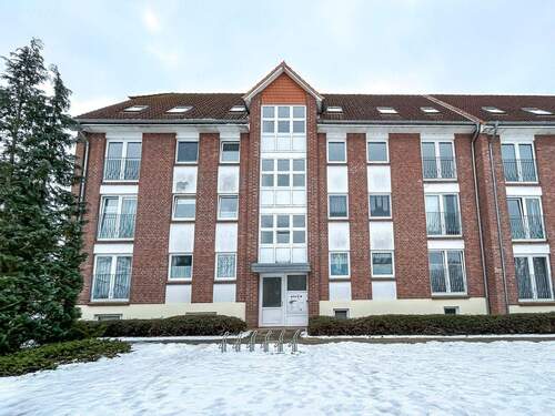 Außenansicht - Dachgeschosswohnung mit Komfort und Stil - jetzt verfügbar