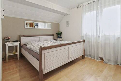 Schlafzimmer OG - 