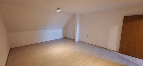ausgebaute Zimmer - 
