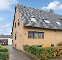 Charmantes Reihenendhaus mit Garten, Garage und viel Potenzial - ab Juni bezugsfrei - Lehrte