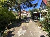 Grundstückszufahrt - Einfamilienhaus mit 125,00 m&sup2; in Sondershausen zum Kaufen