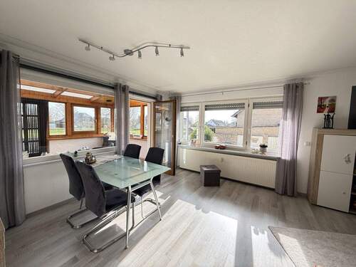 Esszimmer EG - 8 Zimmer Mehrfamilienhaus, Wohnhaus in Simmerath / Kesternich