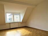 Dachgeschosswohnung - 