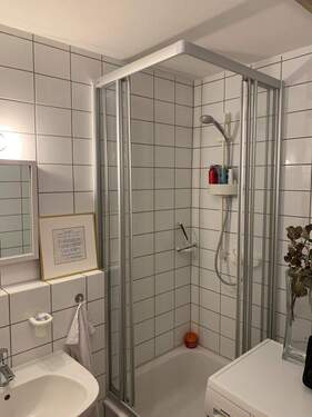 Blick ins Duschbad - 