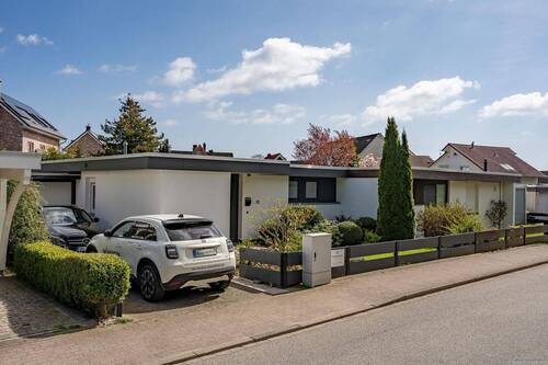 Auffahrt - 3 Zimmer Doppelhaushälfte in Grömitz