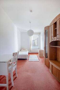Weiteres Zimmer - 