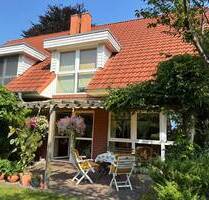 Moderne + attraktive 4-Zimmer Doppelhaushäfte mit Ausbaupotential in beliebter Lage von Bergstedt! - Hamburg-Bergstedt