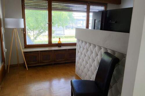 Schlafzimmer mit Gartenblick - 