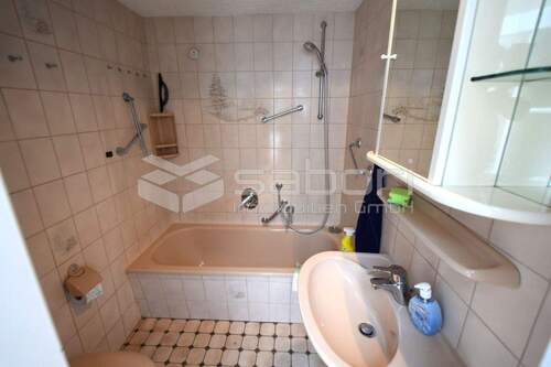 Bad - Doppelhaushälfte mit 120,00 m&sup2; in Hamburg zum Kaufen